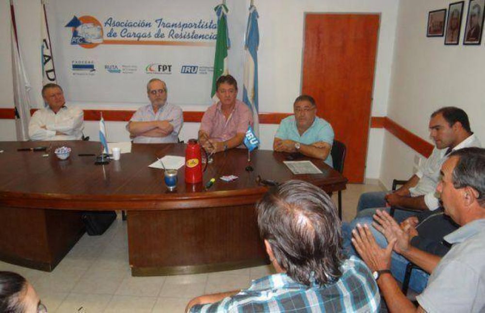 En dos semanas se fijar�n las tarifas para el transporte de cargas chaque�o
