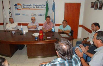 En dos semanas se fijar�n las tarifas para el transporte de cargas chaque�o