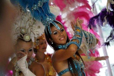 Noches de carnaval y variadas propuestas en Santa Fe para el fin de semana largo