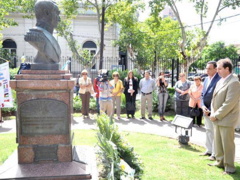 Se conmemor� un nuevo natalicio del General San Martin