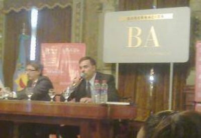 Mosteiro, Garc�a y Cast�n presentes en la reuni�n contra la violencia en el f�tbol