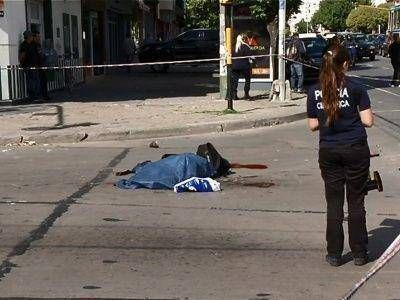 MOTOCICLISTA MURI� AL SER EMBESTIDO POR UN CAMI�N EN MAR DEL PLATA