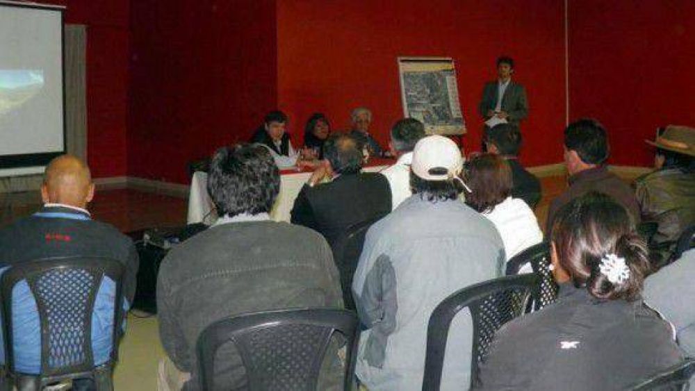 Semana Santa: Preparativos en Taf� del Valle