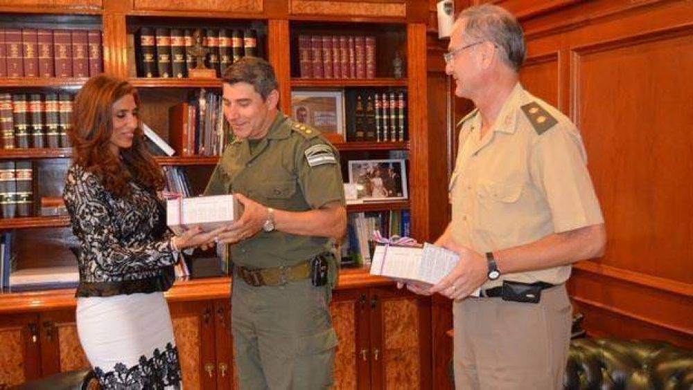 La gobernadora recibi� a nuevas autoridades de Gendarmer�a