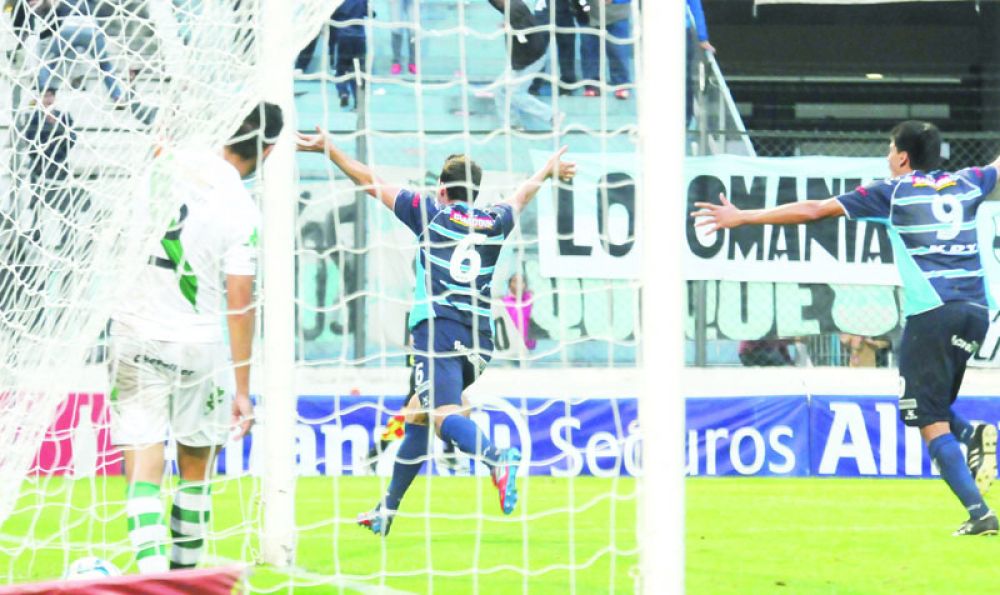 Gimnasia le gan� a Banfield y desenterr� el carnaval