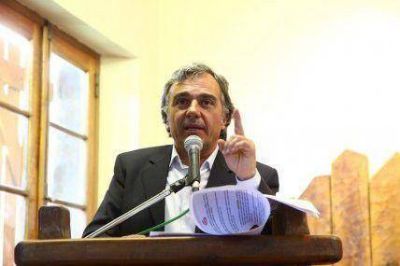 Declaran inconstitucional la suspensi�n del ex Defensor del Pueblo