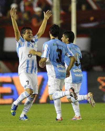 Atl�tico Tucum�n "derriti� el infierno" Rojo