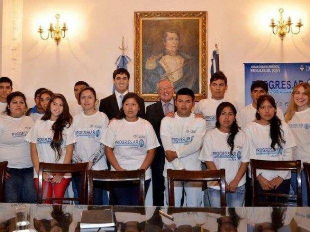 Crear�n unidad operativa provincial de Progresar