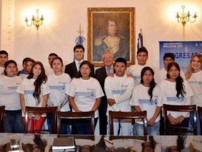 Crear�n unidad operativa provincial de Progresar