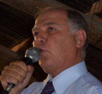 "Miren hacia atr�s" solicit� el senador Jenefes y ponder� la obra de la Ruta 9