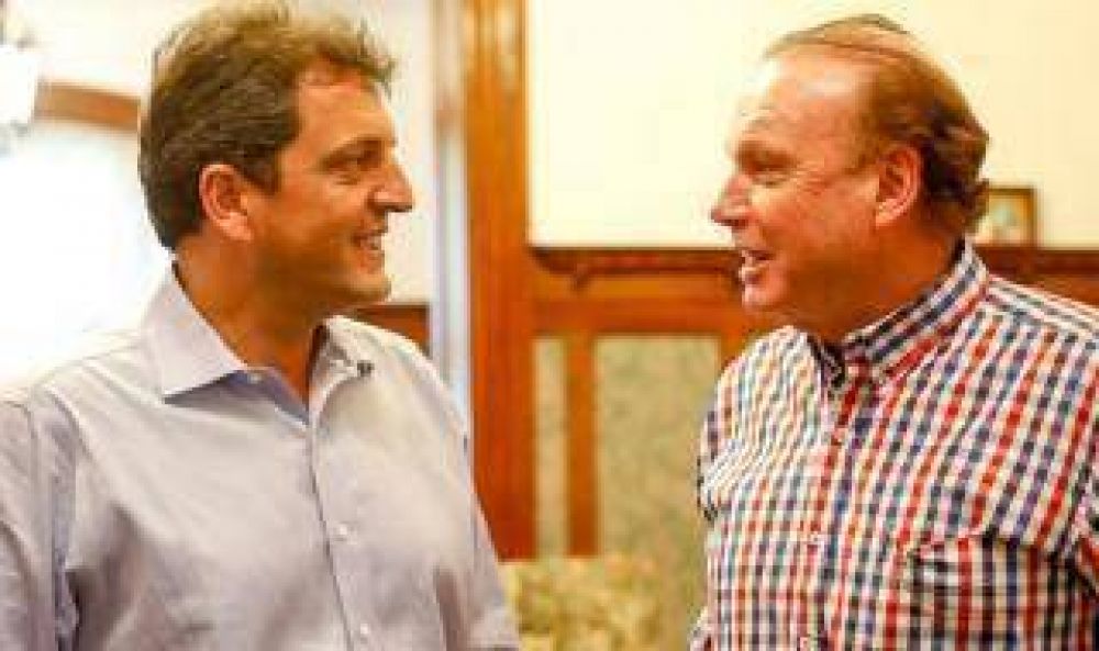 Tras la incorporaci�n de Othaceh�, el massismo perdi� a referentes de la oposici�n en Merlo