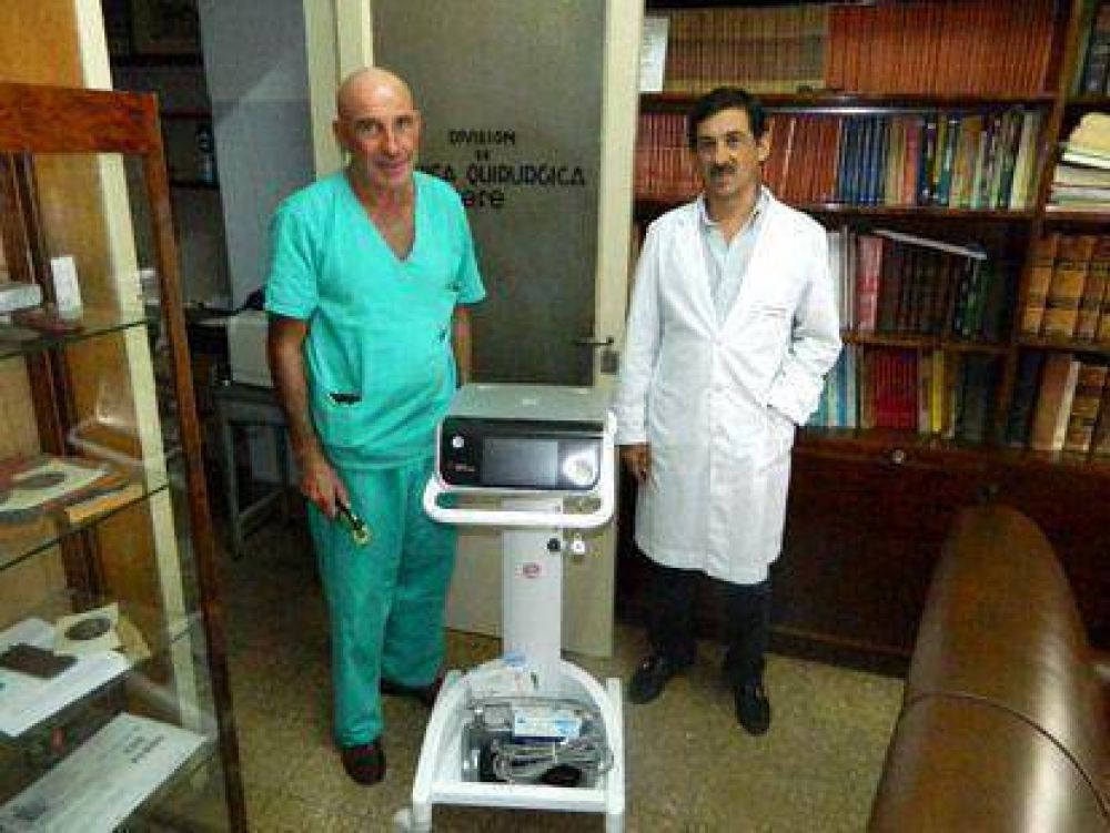 El Hospital Per�n incorpor� un equipo que reduce a la mitad el tiempo de cirug�a