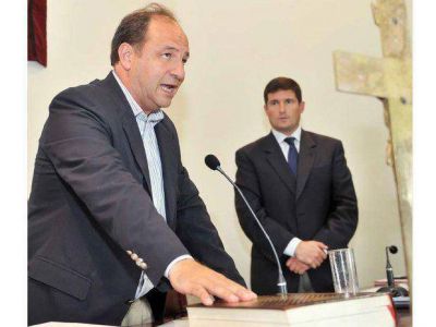 Ni PJ ni PO: Villada qued� al frente del Concejo
