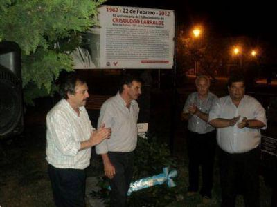 Ricardo Alfons�n visit� Berisso: �Hay que volver a conectar la UCR con los sectores de trabajo�