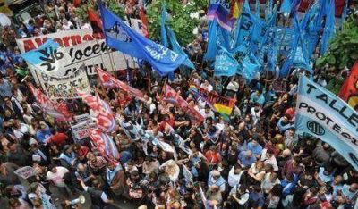 PRO fren� la interpelaci�n a Bullrich