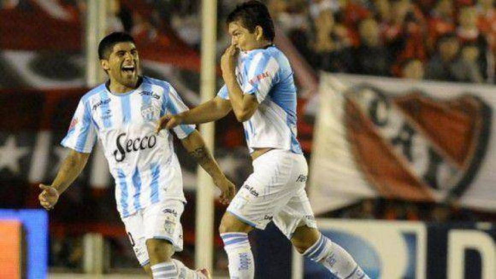 Todos hablaron del incre�ble gol de mitad de cancha del �Pulga�