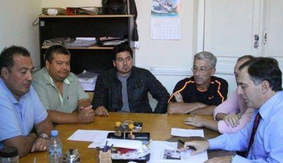 El Frente Renovador apoya el reclamo de los municipales