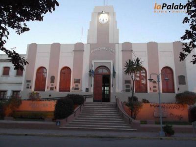 Empleados municipales cobran sus haberes ma�ana con incremento salarial