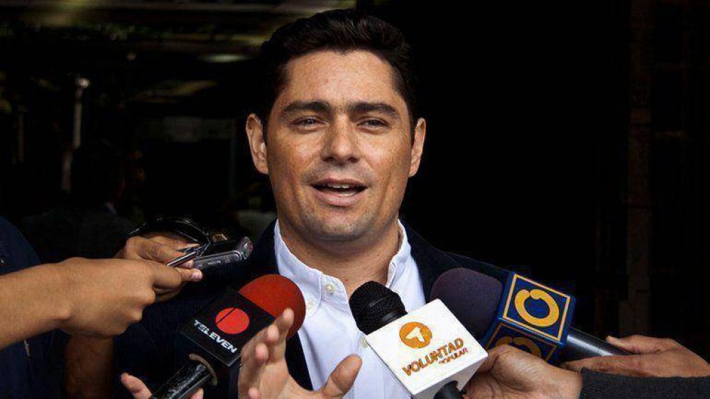 Voluntad Popular confirm la orden de captura contra su coordinador nacional Carlos Vecchio