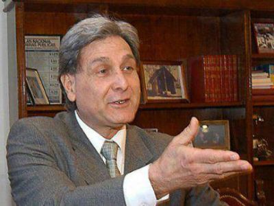 Para Solanas, "se ve con buenos ojos" la postulaci�n de Urribarri a Presidente 