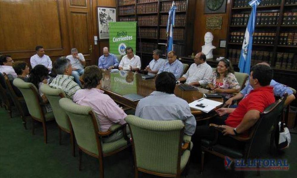 No conform� a docentes la propuesta del Gobierno, sigue el di�logo y alistan un paro