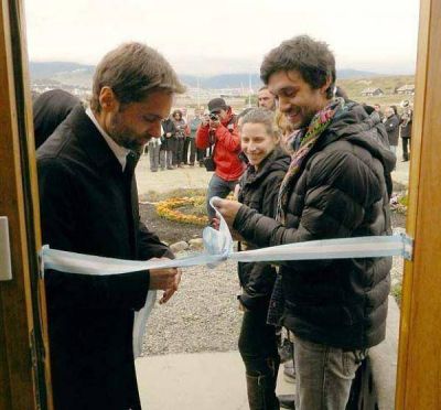 Inauguraron la instalaci�n Nave Tierra en Ushuaia