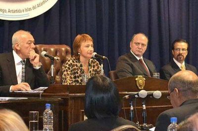 Sesi�n inaugural: Expectativas por el discurso de la Gobernadora