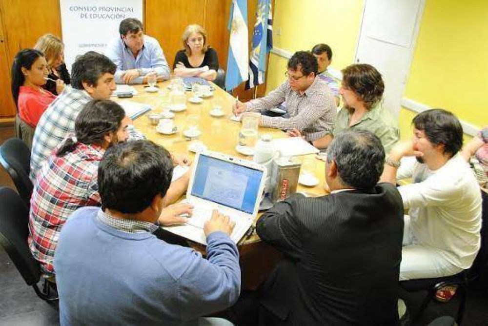 La paritaria docente paso a un cuarto intermedio hasta ma�ana