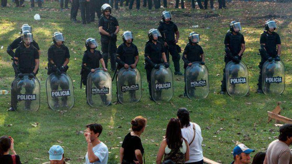 Tensi�n en Lugano: es inminente el desalojo del predio ocupado