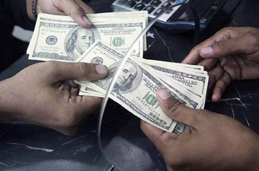 Operaciones con divisas para tenencia cierra el mes con compras por total de US$ 167 millones y acumula 262,4 millones desde enero