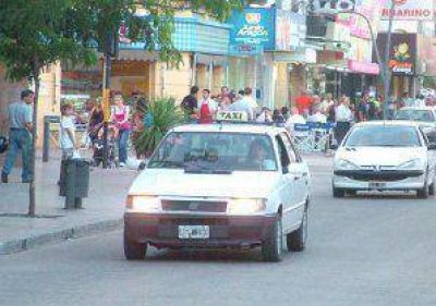 Los taxistas piden un aumento de las tarifas