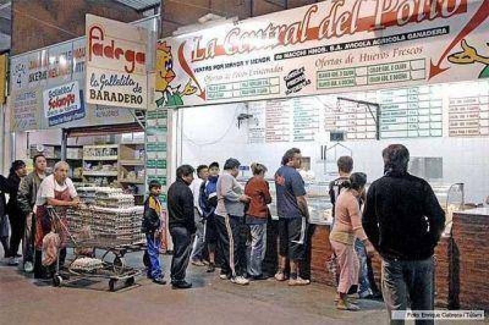 Samid anunci� que se abrir�n 40 sucursales del Mercado Central en todo el pa�s