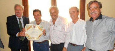 Cabildo Abierto respalda a Santa Mar�a
