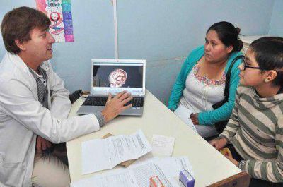 Primera vez en la Provincia: operan a nena con malformaci�n cerebrovascular mediante un cateterismo
