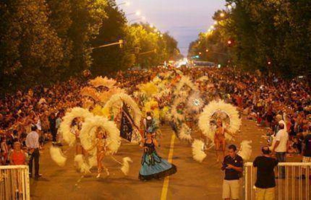 Este lunes se realizar� el �Gran Corso Central� en Plaza Rocha 