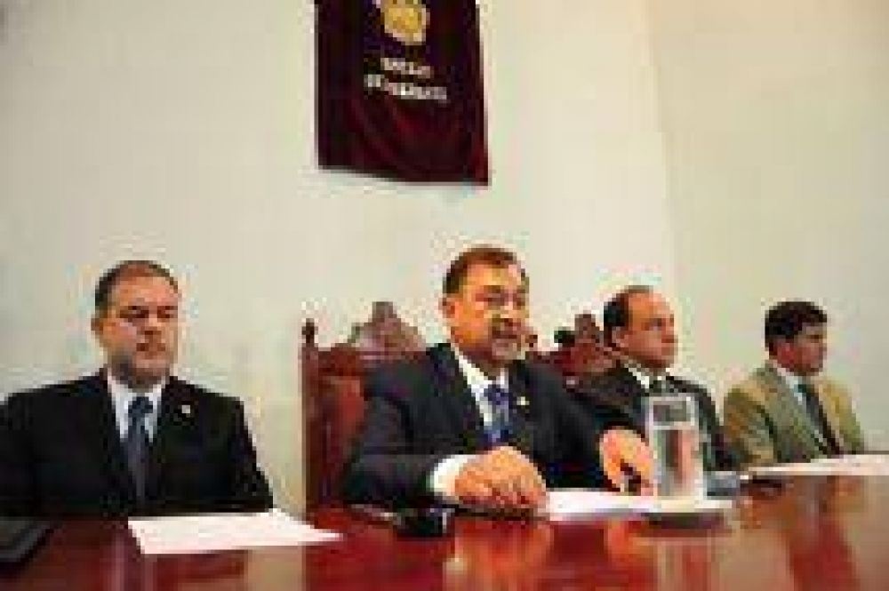 Miguel Isa present� el informe de gesti�n y pidi� �humildad y consenso en la pol�ticas p�blicas�
