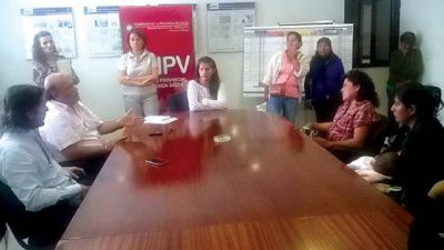 Cerrillos: solucionan problemas de saneamiento