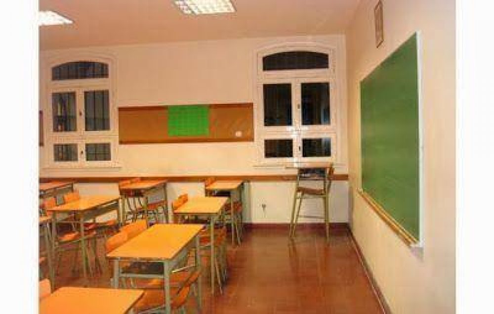 El Centro de Educaci�n de Nivel Secundario N� 453 de San Isidro ABRI� LA INSCRIPCI�N 2014