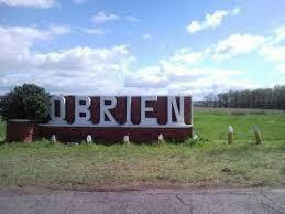 Dos detenidos por robar elementos de alba�iler�a en Obrien