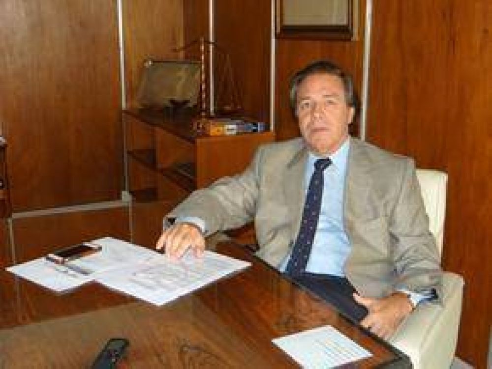 El 10 y 11 de abril Azul recibir� la visita de importantes personalidades