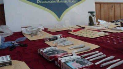 Detuvieron a 25 personas que iban a vender droga en una fiesta electr�nica