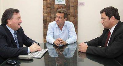 Michlig con el intendente de Firmat