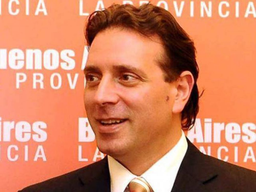 De Fazio defendi� la Polic�a Comunal y apunt� ideas