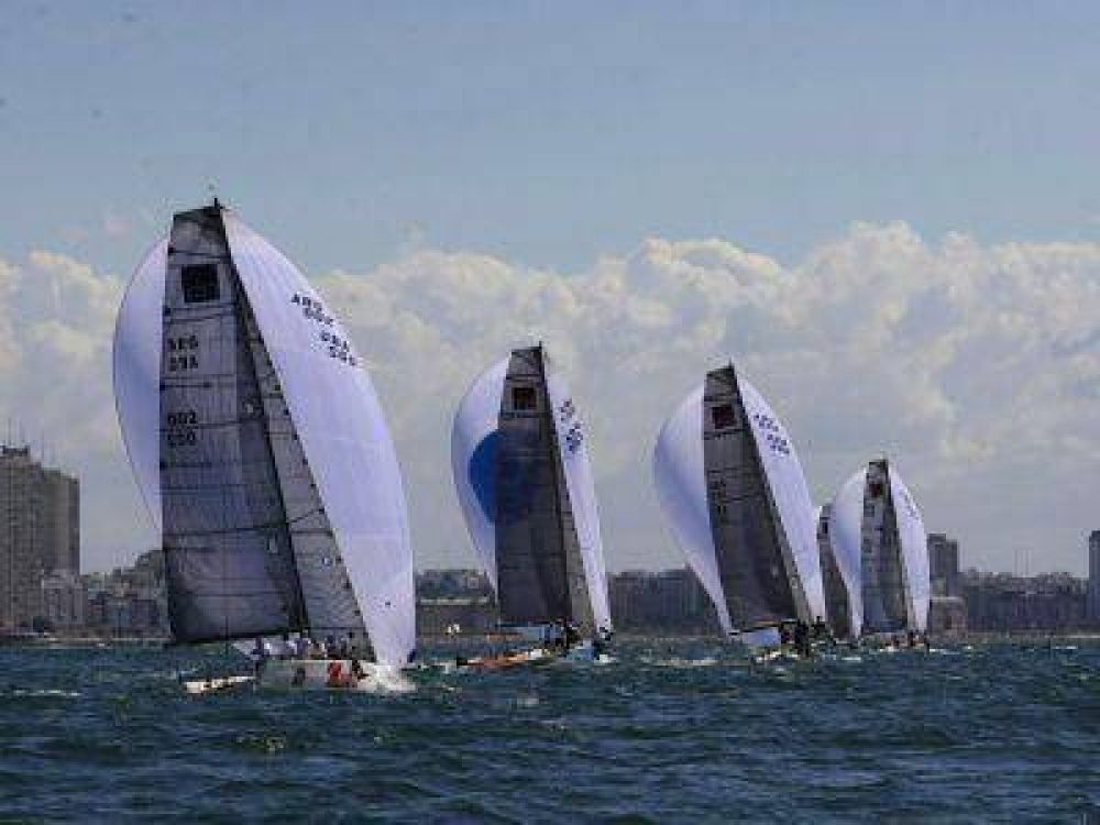 SOTO33: LOS F�RMULA UNO DEL YACHTING EN MAR DEL PLATA