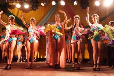 Catalina D'Angelo es la Reina del Carnaval de Chivilcoy 2014 