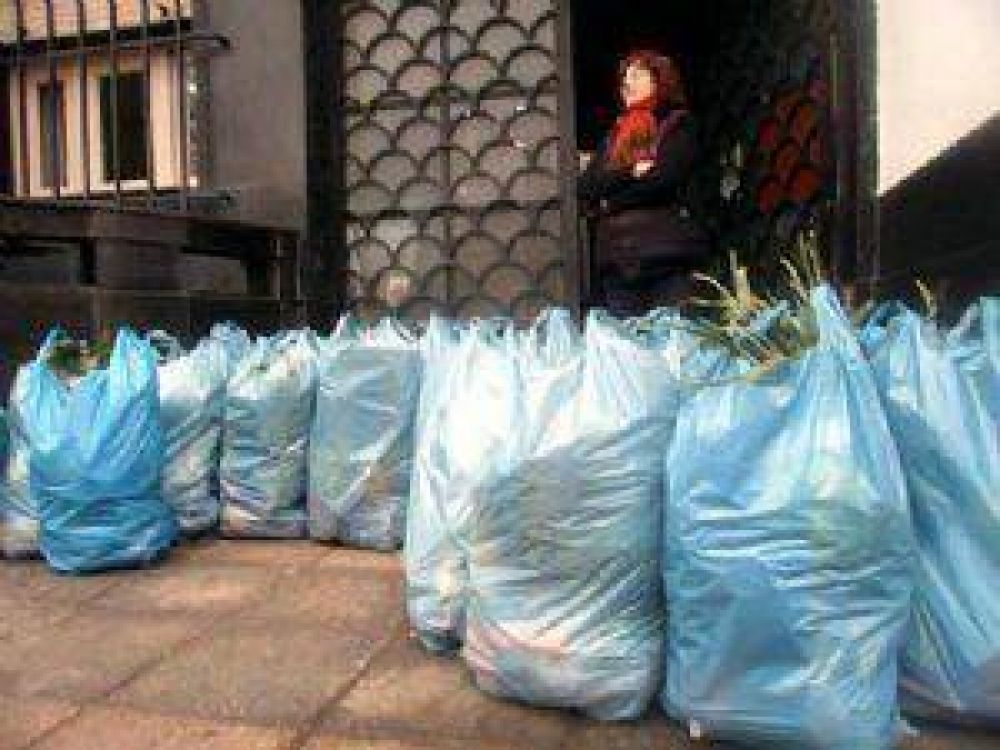 Ampl�an sitios de entrega de las frutas y verduras