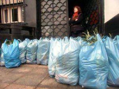 Ampl�an sitios de entrega de las frutas y verduras