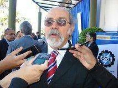 Ib��ez dijo que tras el cierre de las paritarias el desafio sera determinar una recomposicion salarial en la provincia
