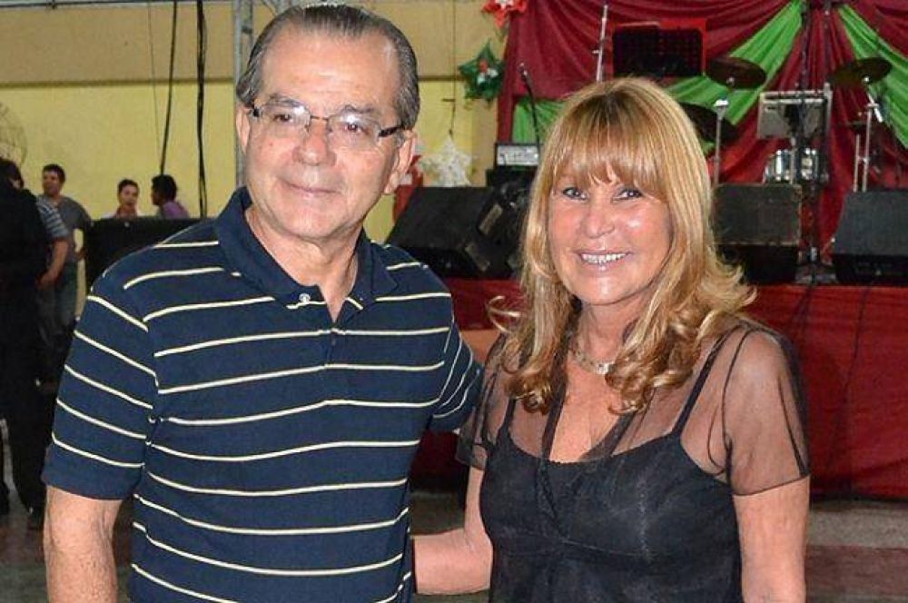 A�da Ayala acompa�� a Cipolini en el aniversario de S�enz Pe�a