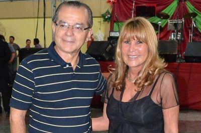A�da Ayala acompa�� a Cipolini en el aniversario de S�enz Pe�a